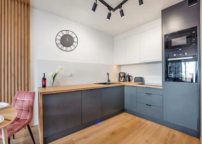 Pudrowy Lux 16 F Perlowa Przystan - Kołobrzeg