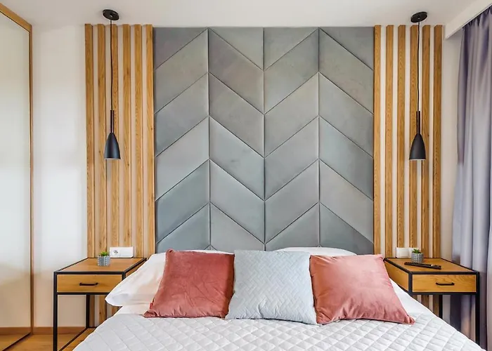 Pudrowy Lux 16 F Perlowa Przystan - *