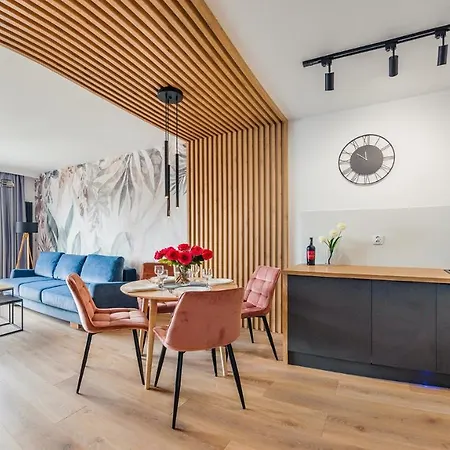 Pudrowy Lux 16 F Perlowa Przystan - *